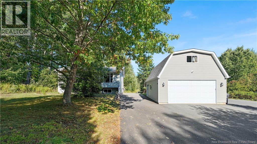 631 Kennebecasis River Road, Hampton, New Brunswick  E5N 6L8 - Photo 2 - NB126855