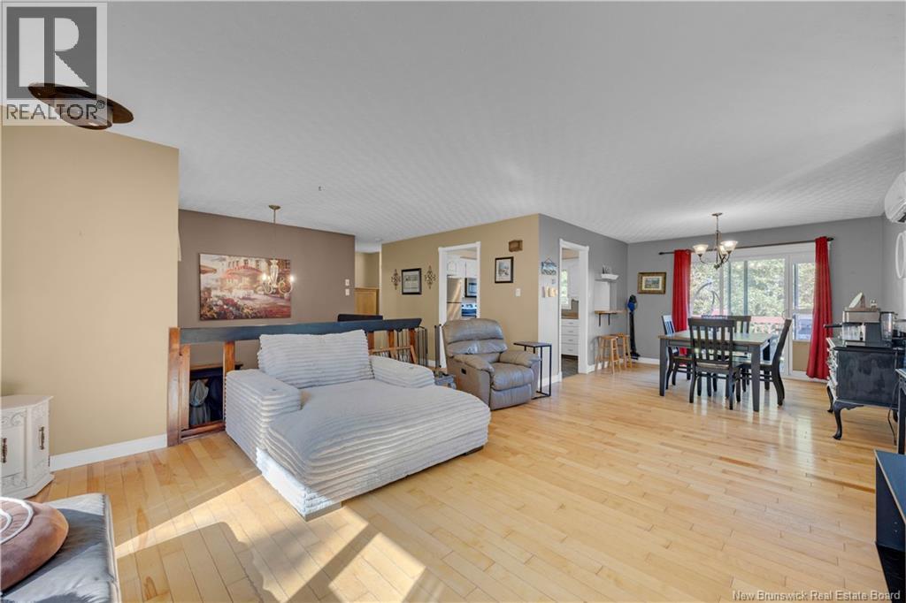 631 Kennebecasis River Road, Hampton, New Brunswick  E5N 6L8 - Photo 6 - NB126855