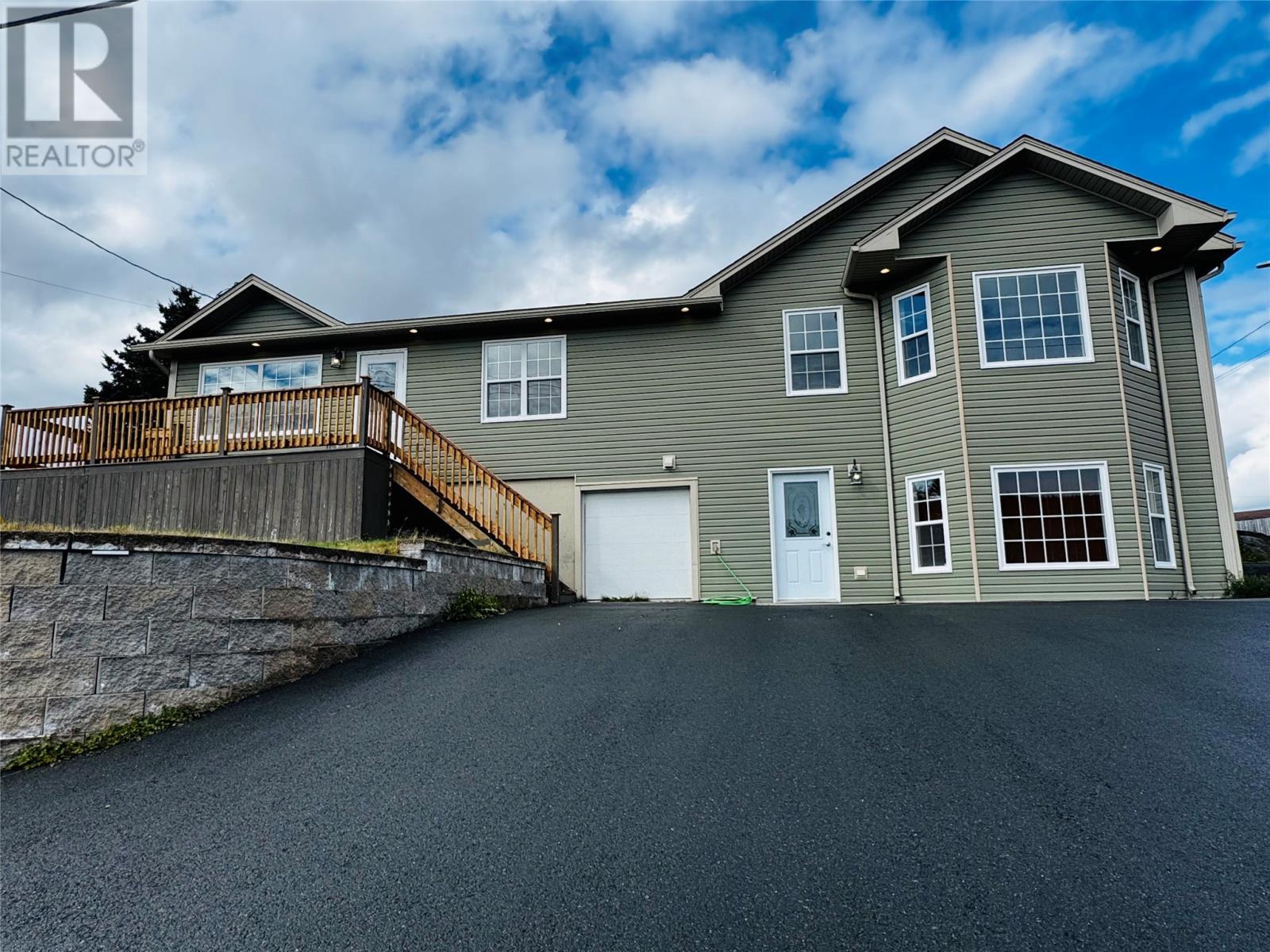 4-6 Earles Road, Bay Roberts, Newfoundland & Labrador  A0A 1G0 - Photo 1 - 1290528