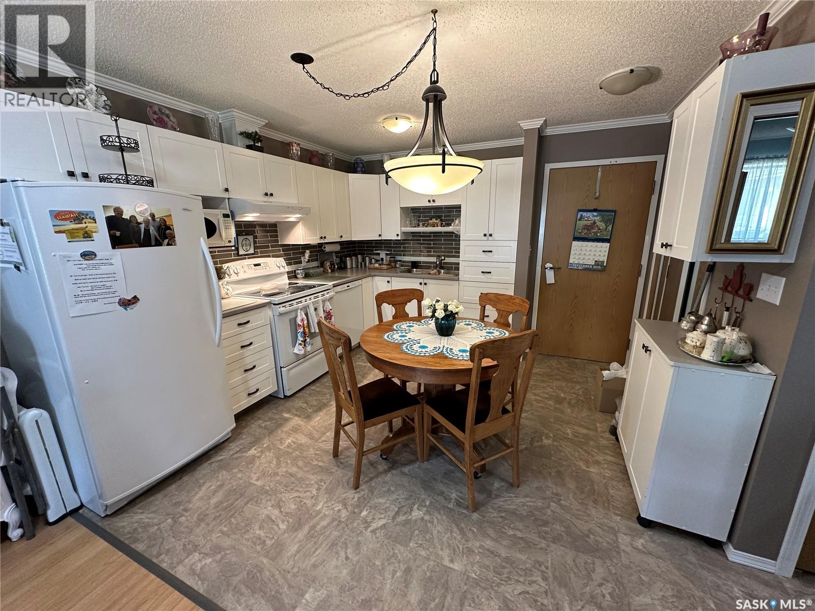 12 5004 5th Street, Rosthern, Saskatchewan  S0K 3R0 - Photo 3 - SK018662