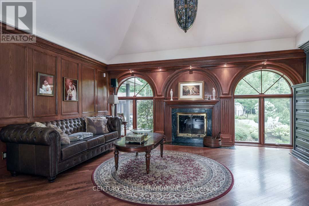 14453 Centreville Creek Road, Caledon, Ontario  L7C 3C1 - Photo 13 - W12411144