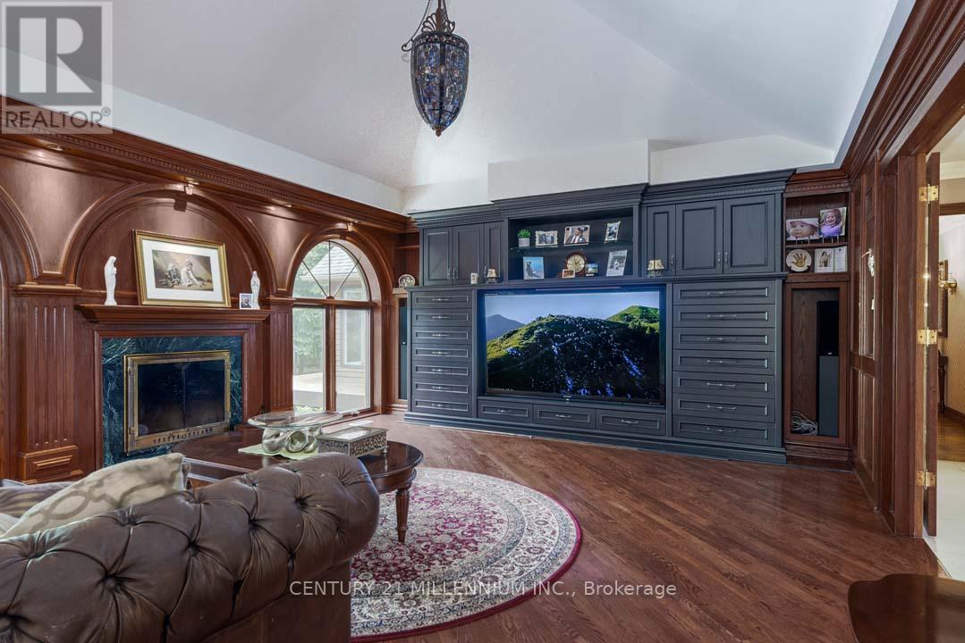 14453 Centreville Creek Road, Caledon, Ontario  L7C 3C1 - Photo 14 - W12411144