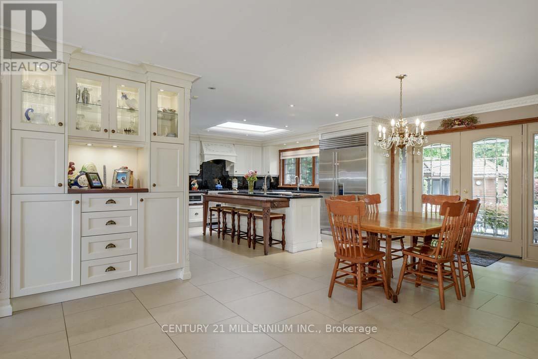 14453 Centreville Creek Road, Caledon, Ontario  L7C 3C1 - Photo 17 - W12411144