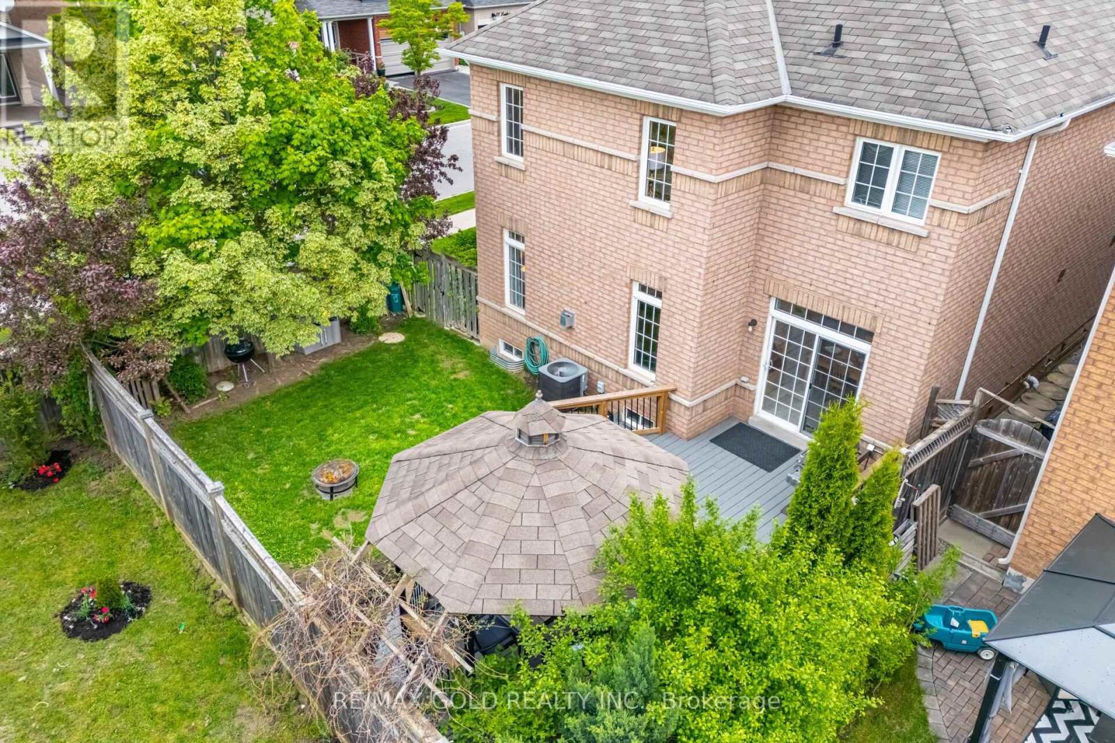 16 Larkberry Road, Brampton, Ontario  L6X 0R7 - Photo 46 - W12411151
