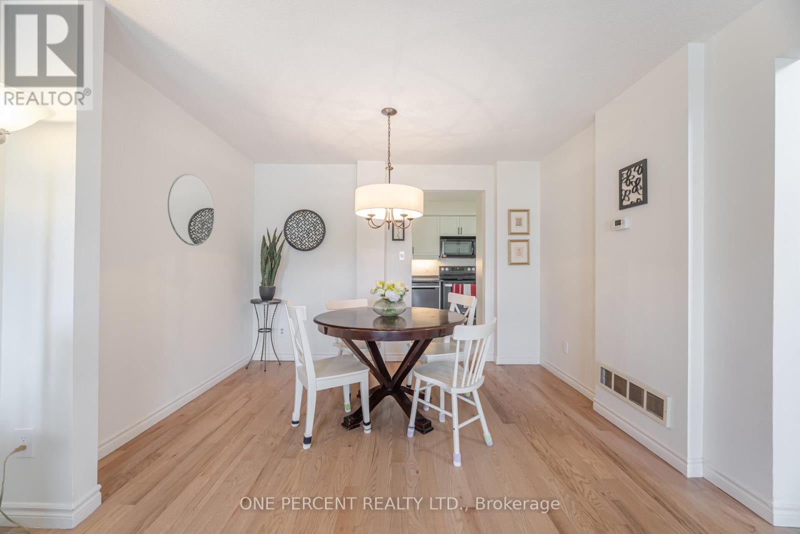 13 - 7340 Copenhagen Road, Mississauga, Ontario  L5N 2S5 - Photo 11 - W12411156