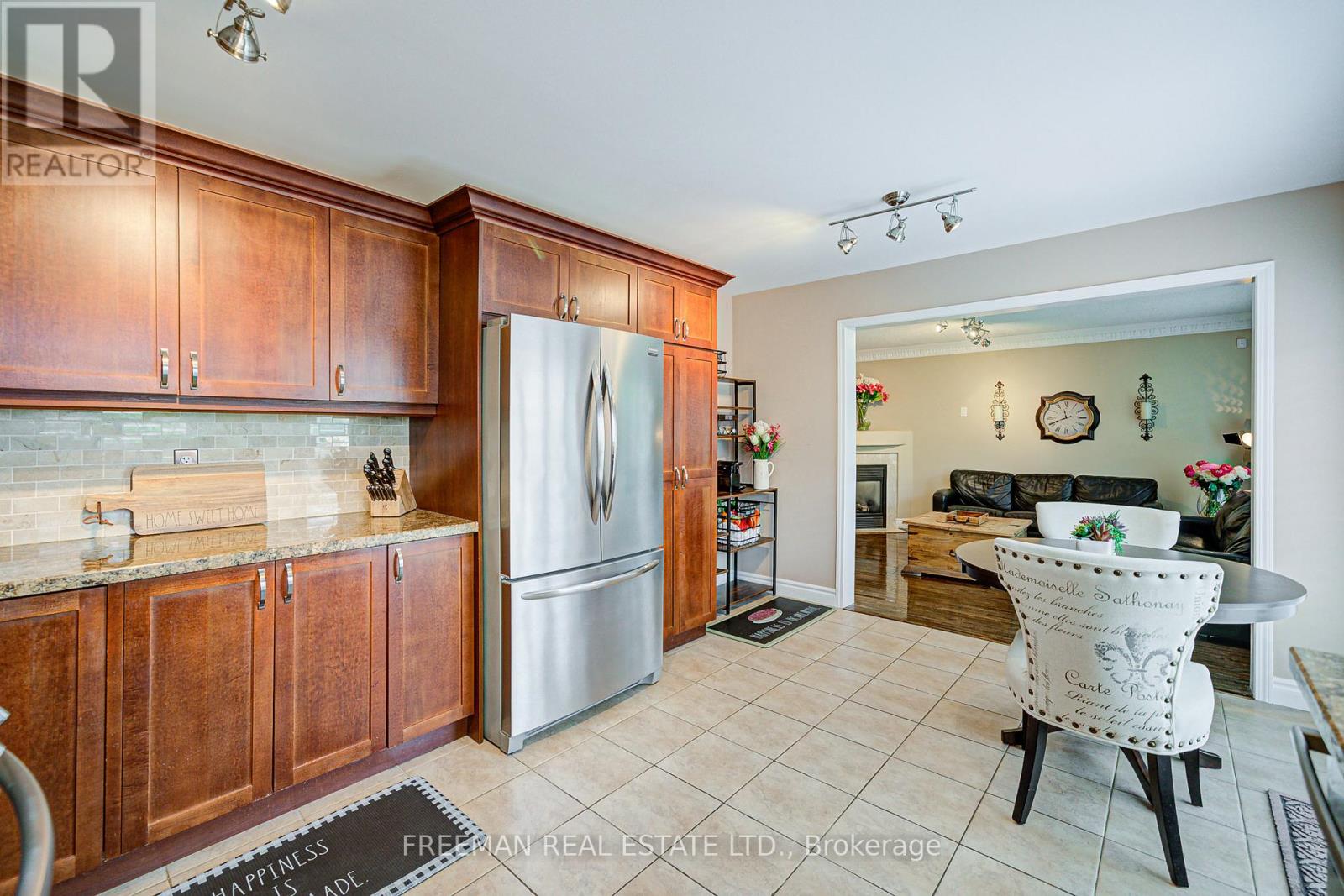 916 Fourth Line, Milton, Ontario  L9T 6M8 - Photo 21 - W12411183