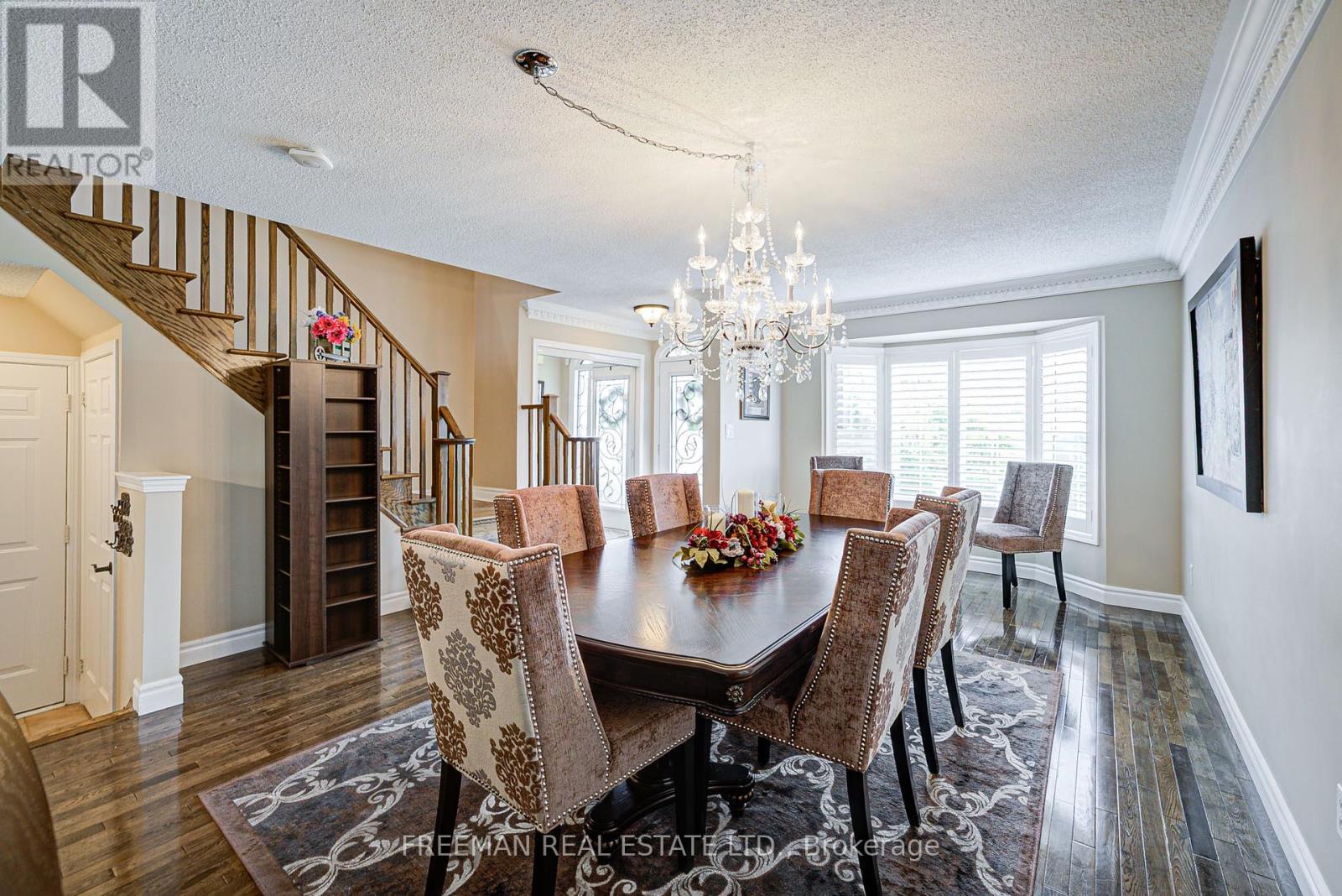 916 Fourth Line, Milton, Ontario  L9T 6M8 - Photo 8 - W12411183