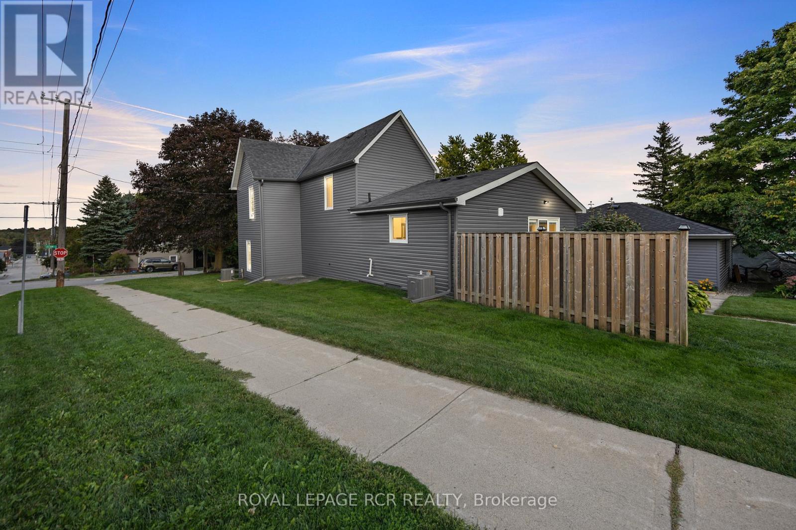 50 Leeson Street S, East Luther Grand Valley, Ontario  L9W 5S5 - Photo 47 - X12411168