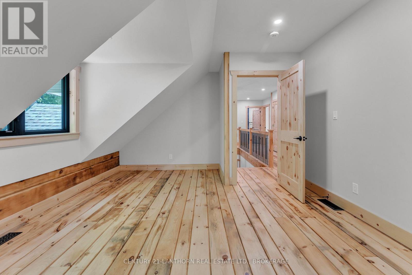 1120b Warrington Road, Frontenac, Ontario  K0H 2P0 - Photo 21 - X12411224