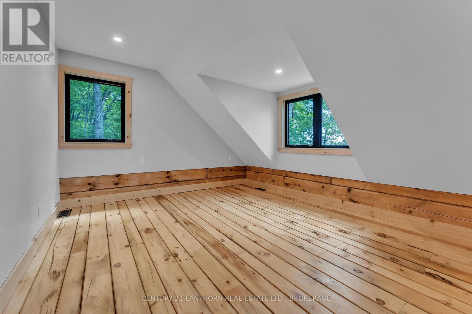 1120b Warrington Road, Frontenac, Ontario  K0H 2P0 - Photo 23 - X12411224
