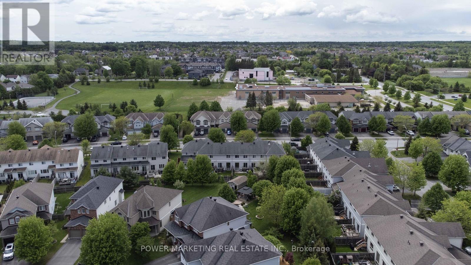 124 Strathcarron Crescent, Ottawa, Ontario  K2K 0C7 - Photo 44 - X12411213