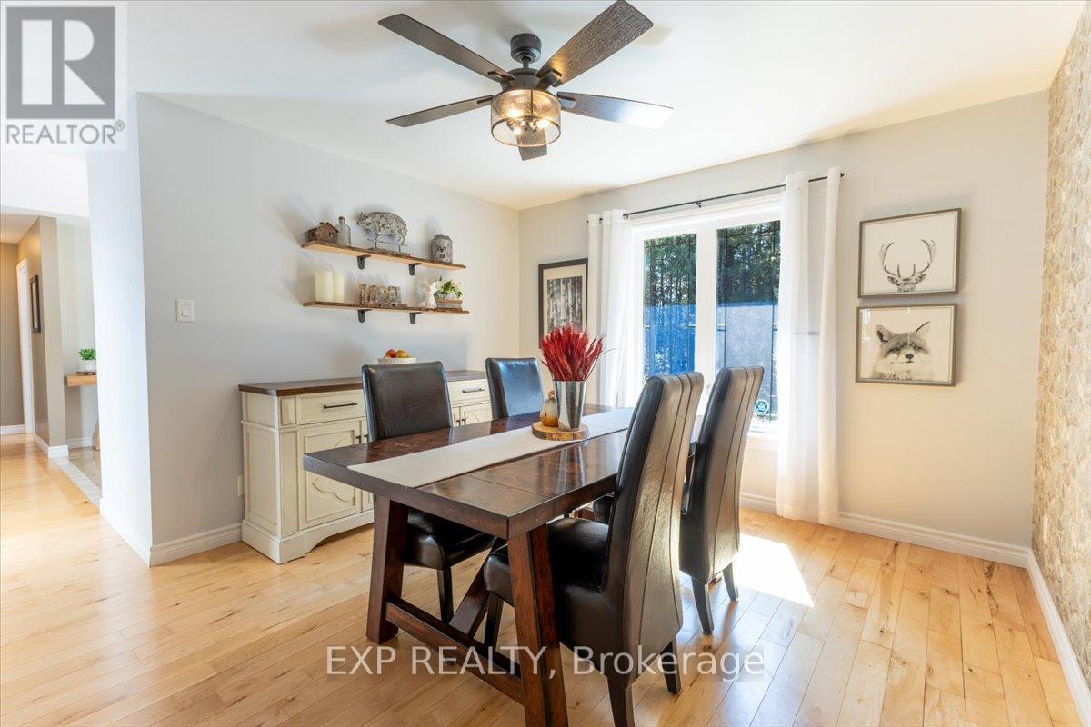 6719 Deer Run Place, Ottawa, Ontario  K0A 2T0 - Photo 14 - X12411238