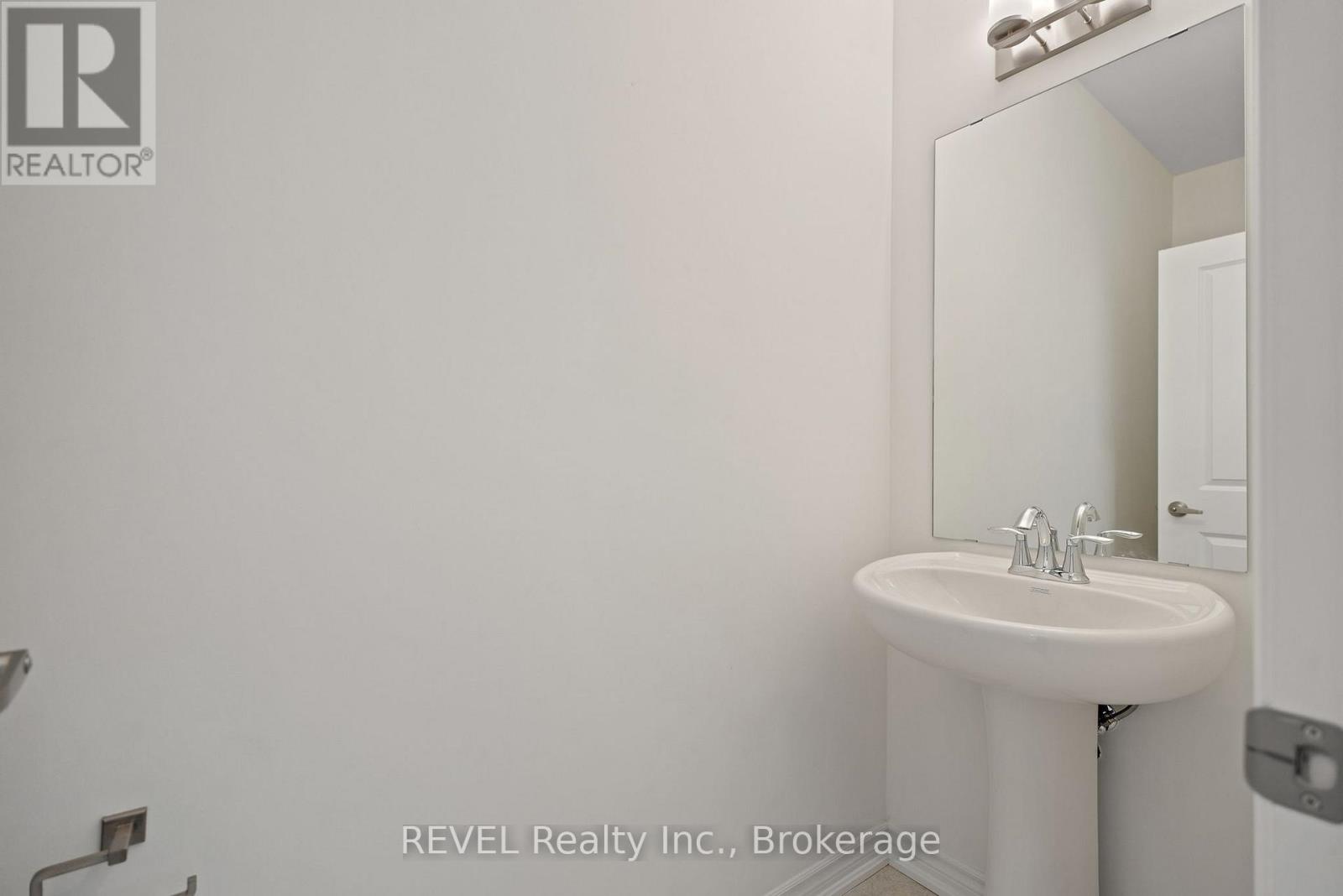 3284 Parker Avenue, Fort Erie, Ontario  L0S 1N0 - Photo 16 - X12411215