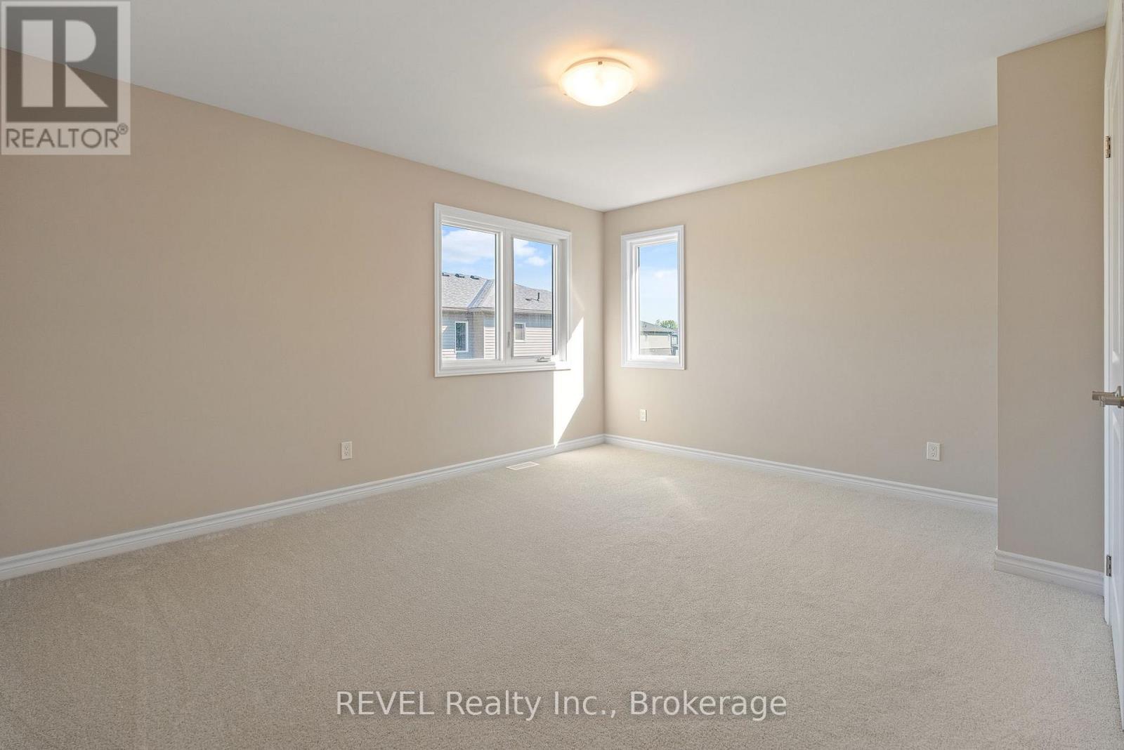 3284 Parker Avenue, Fort Erie, Ontario  L0S 1N0 - Photo 30 - X12411215