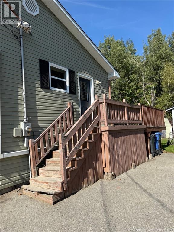 84 Carroll Street, Miramichi, New Brunswick  E1V 6R2 - Photo 2 - NB126826