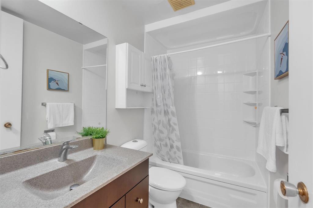7 Stacey Bay, Winnipeg, Manitoba  R2K 3V4 - Photo 19 - 202523376