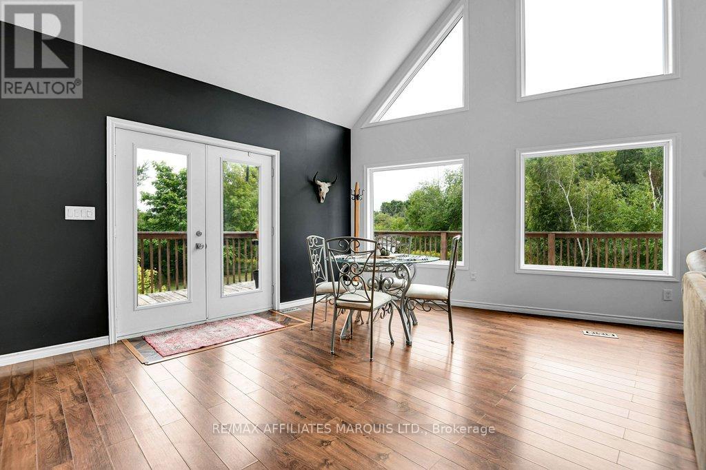 35 Nevada Street, North Stormont, Ontario  K0C 1W0 - Photo 10 - X12411211