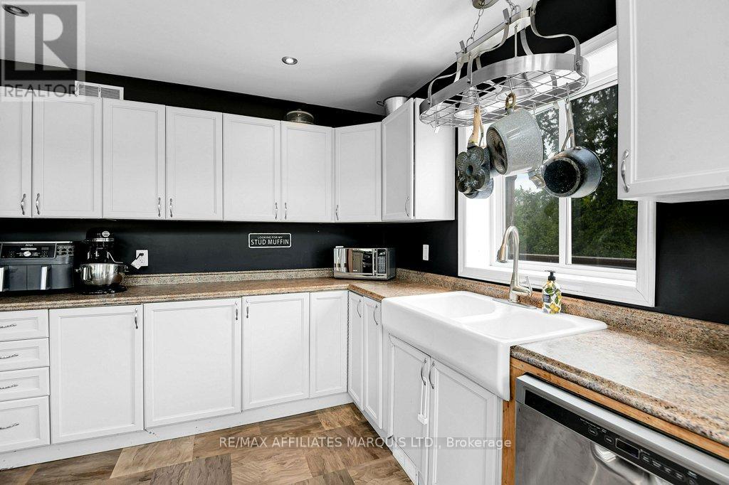 35 Nevada Street, North Stormont, Ontario  K0C 1W0 - Photo 17 - X12411211