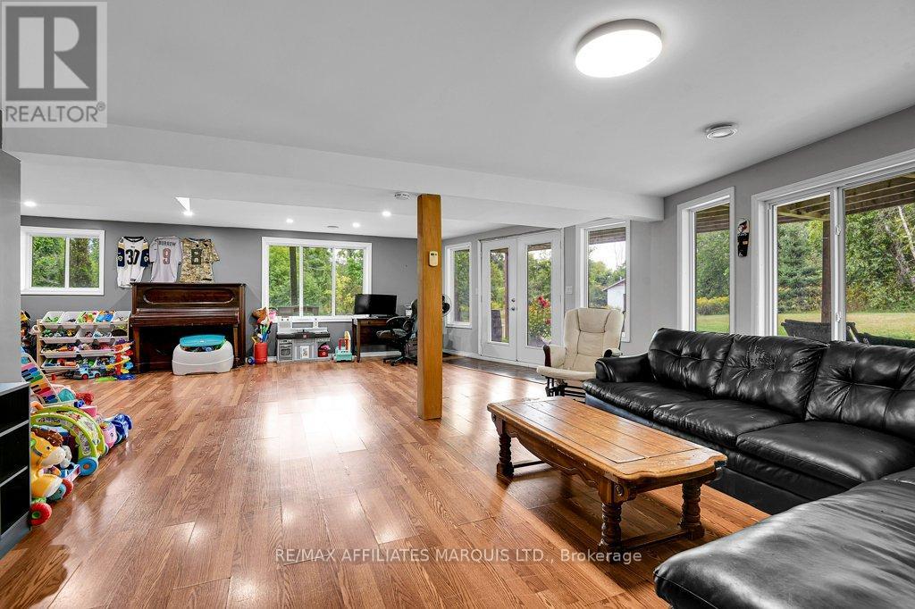 35 Nevada Street, North Stormont, Ontario  K0C 1W0 - Photo 30 - X12411211