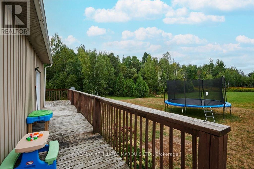35 Nevada Street, North Stormont, Ontario  K0C 1W0 - Photo 35 - X12411211