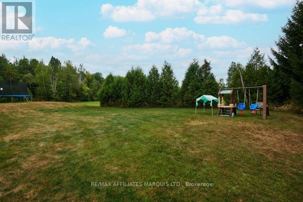 35 Nevada Street, North Stormont, Ontario  K0C 1W0 - Photo 39 - X12411211