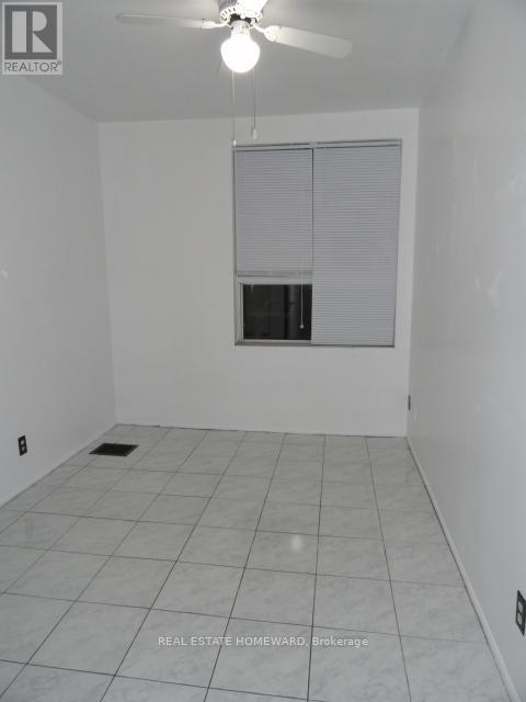 2438 Danforth Avenue, Toronto, Ontario  M4C 1K9 - Photo 45 - E12411223