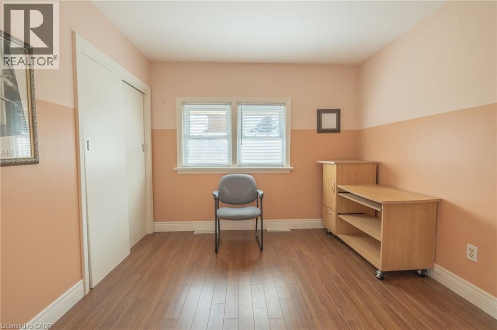 11 Belmont Avenue W, Kitchener, Ontario  N2M 1L2 - Photo 30 - 40770904
