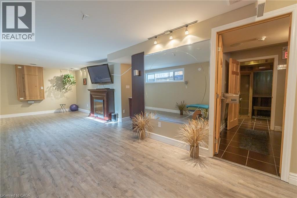 11 Belmont Avenue W, Kitchener, Ontario  N2M 1L2 - Photo 15 - 40770904