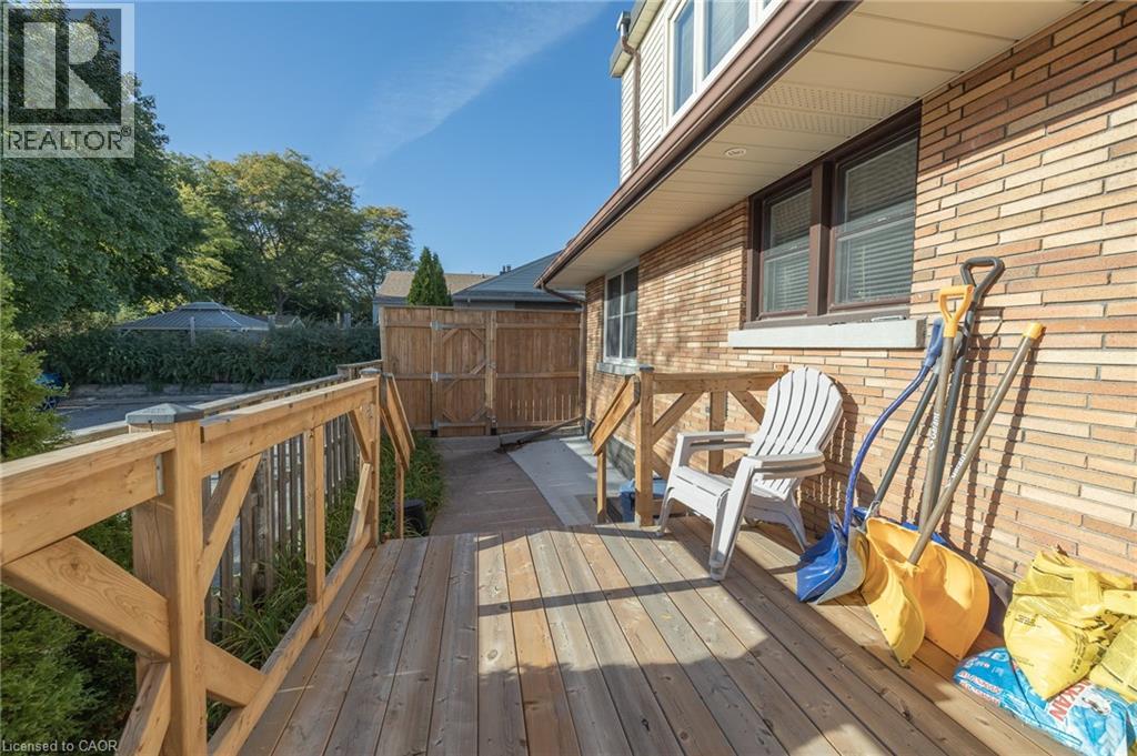 11 Belmont Avenue W, Kitchener, Ontario  N2M 1L2 - Photo 32 - 40770904