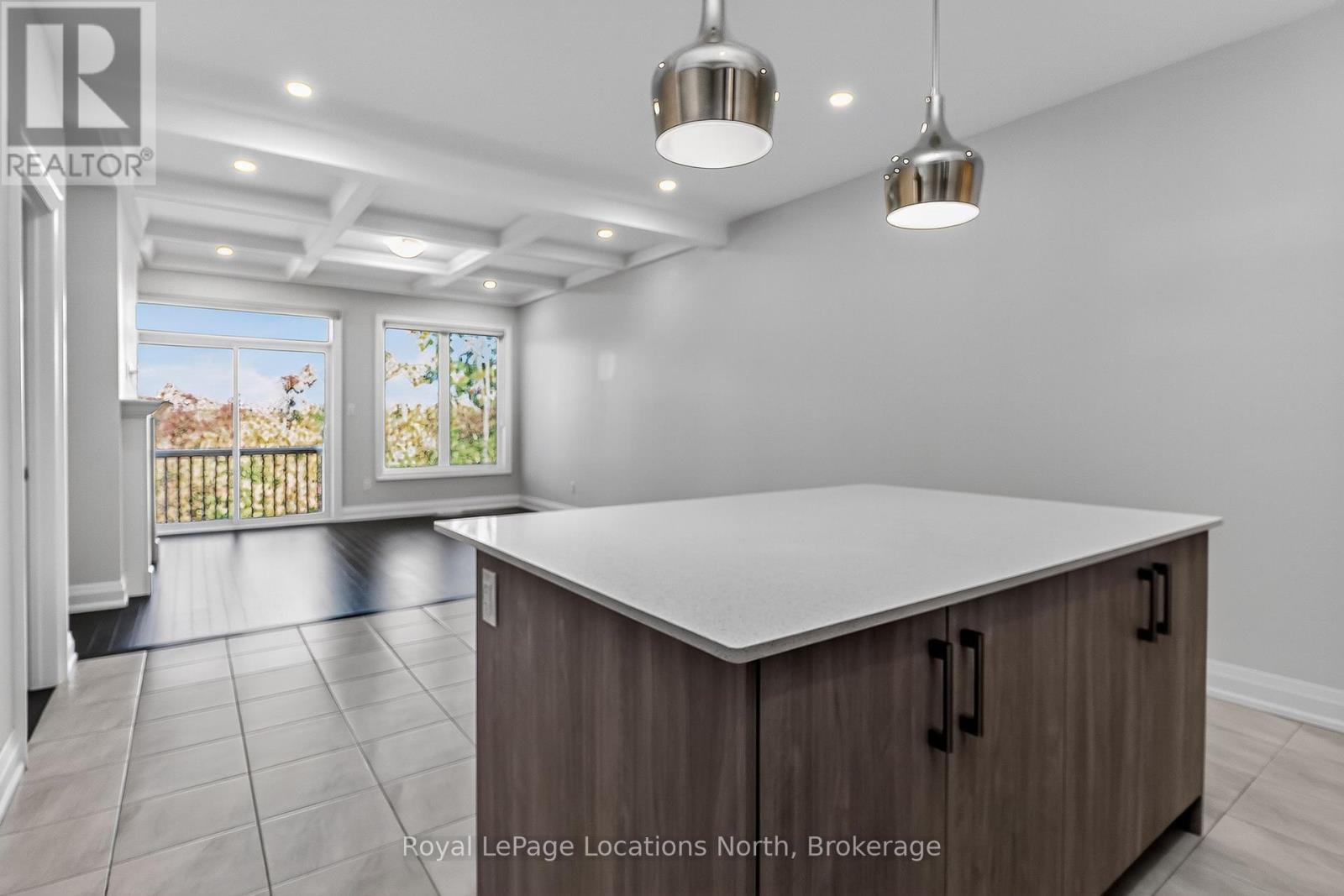114 Stonebrook Way, Grey Highlands, Ontario  N0C 1H0 - Photo 12 - X12411275