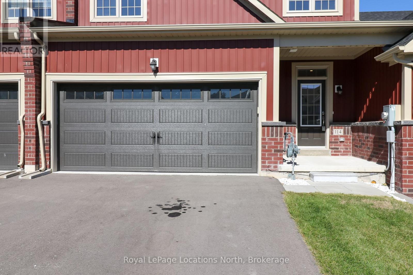 114 Stonebrook Way, Grey Highlands, Ontario  N0C 1H0 - Photo 3 - X12411275