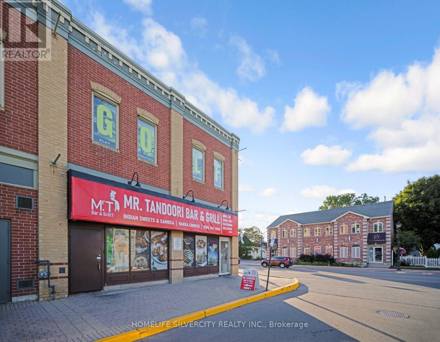 15 - 18 King Street E, Caledon (Bolton North), Ontario  L7E 1E8 - Photo 3 - W12411214