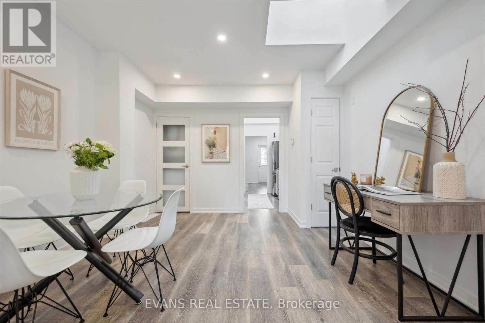 526 Quebec Avenue, Toronto, Ontario  M6P 2V7 - Photo 7 - W12411228
