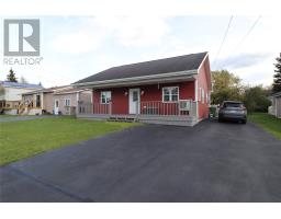 10 Middle Road, Deer Lake, Newfoundland & Labrador