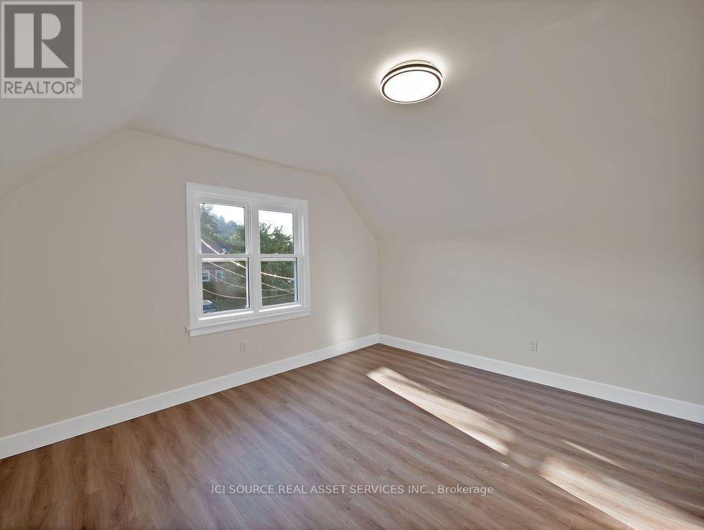 Main Level - 167 Rosedale Avenue, Hamilton, Ontario  L8K 4N4 - Photo 20 - X12411219