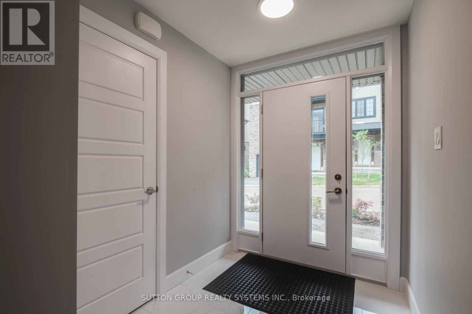 17 - 2610 Kettering Place, London South, Ontario  N6M 0J4 - Photo 5 - X12411220