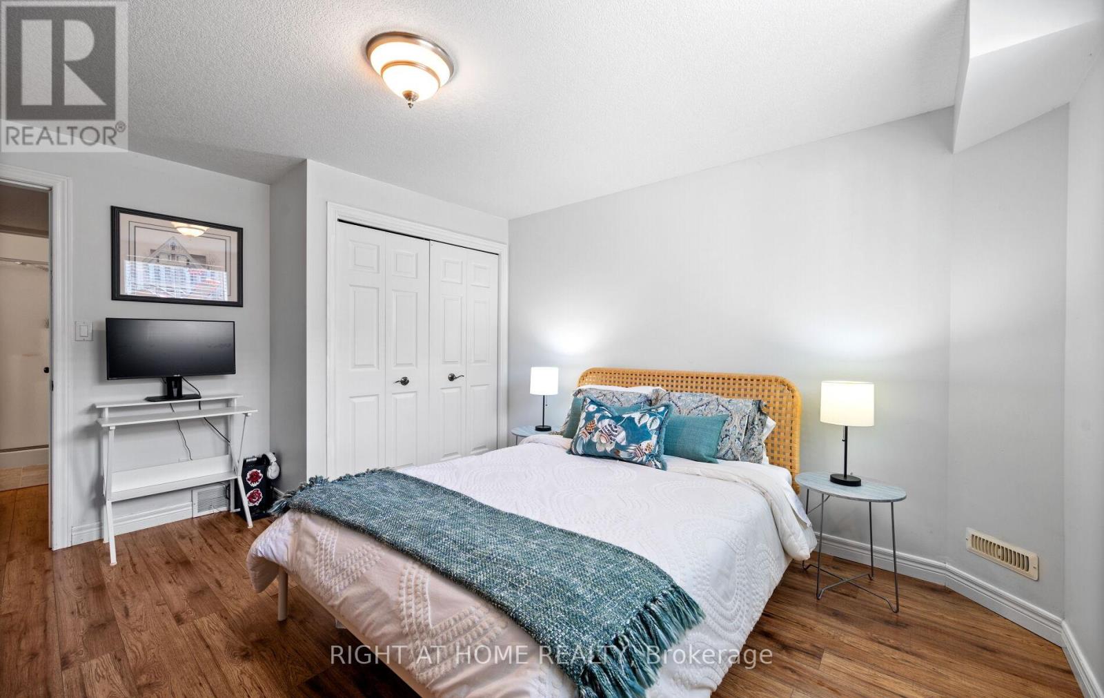 587 Spitfire Street, Woodstock, Ontario  N4T 0B5 - Photo 39 - X12411236