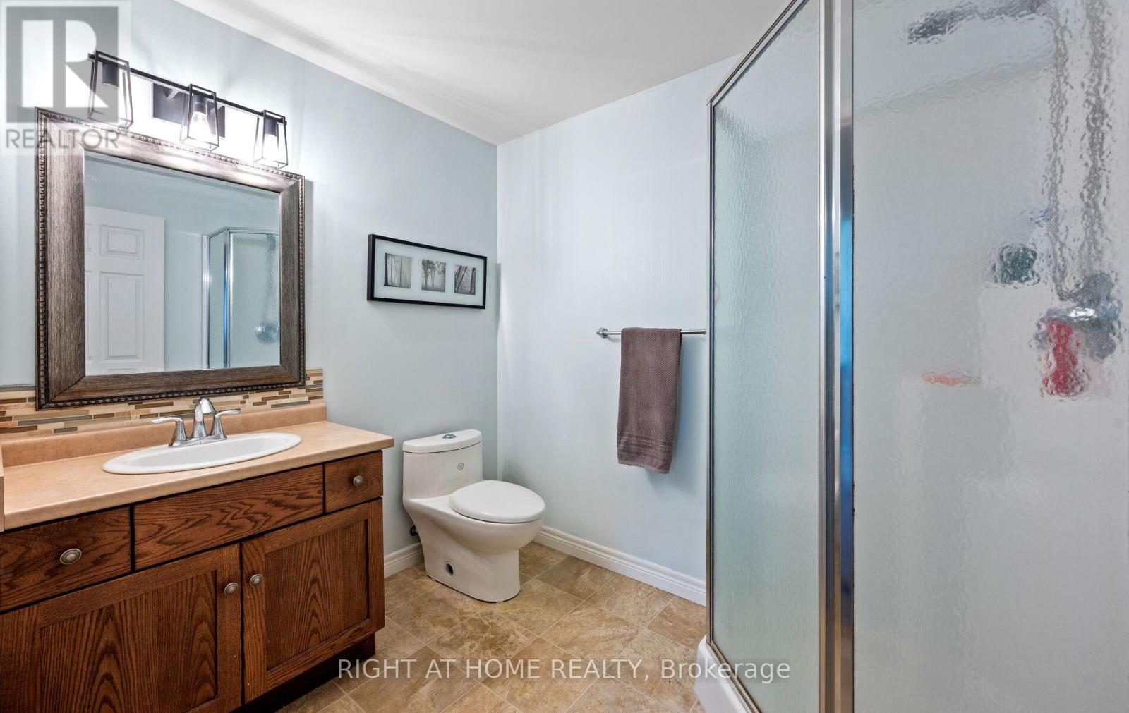 587 Spitfire Street, Woodstock, Ontario  N4T 0B5 - Photo 42 - X12411236