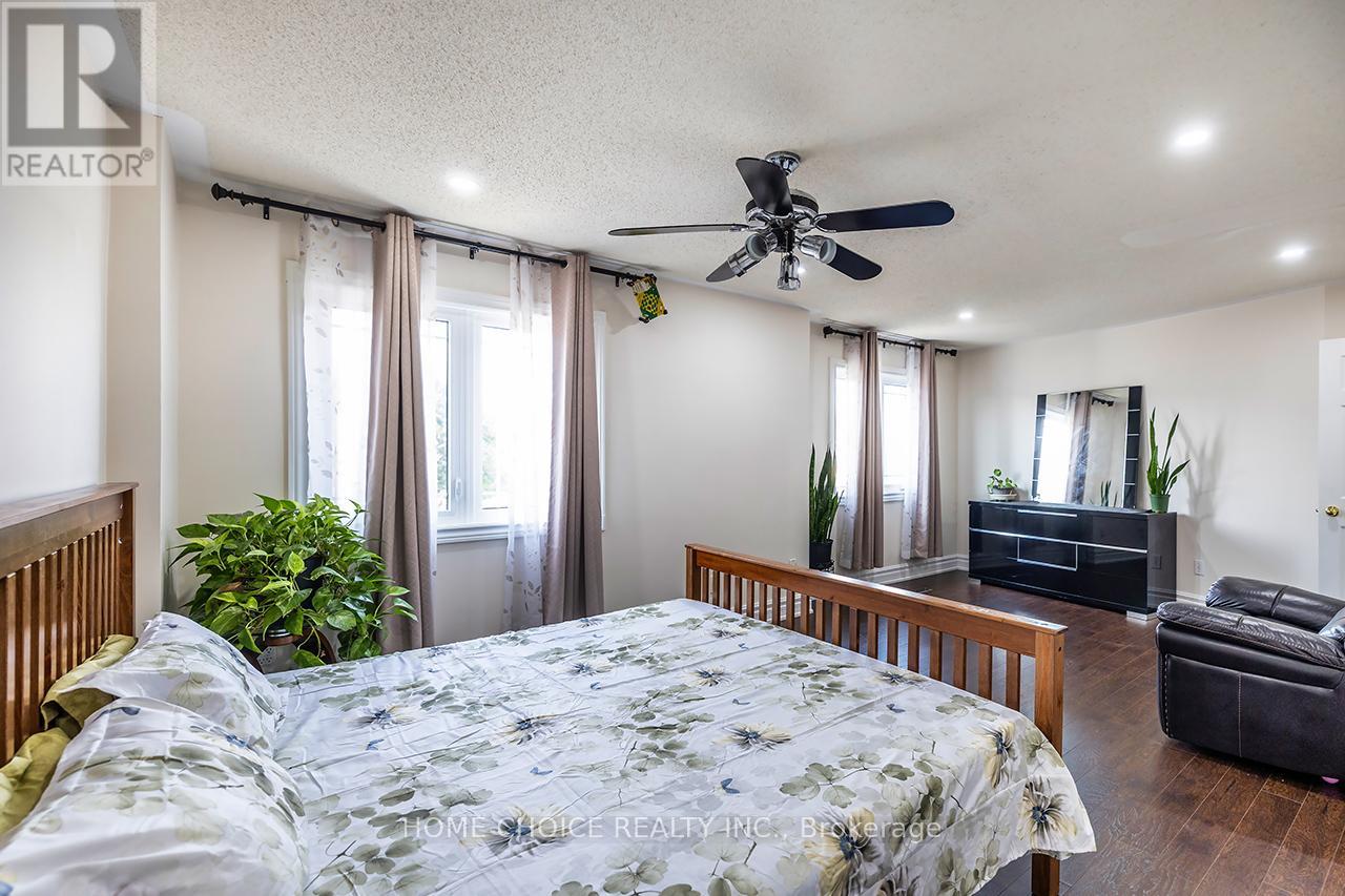 55 Apple Blossom Boulevard, Clarington, Ontario  L1C 4L9 - Photo 25 - E12411266