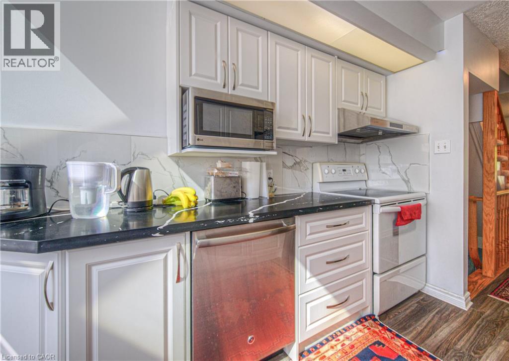 310 Christopher Drive Unit# 15, Cambridge, Ontario  N1P 1B4 - Photo 13 - 40768118