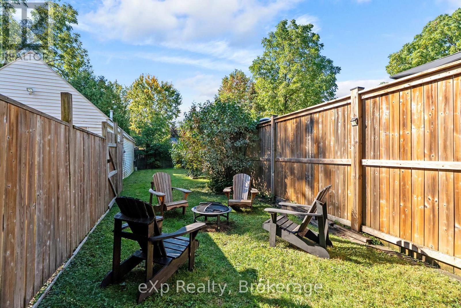 63 Guelph Street, Stratford, Ontario  N5A 3W7 - Photo 32 - X12411282