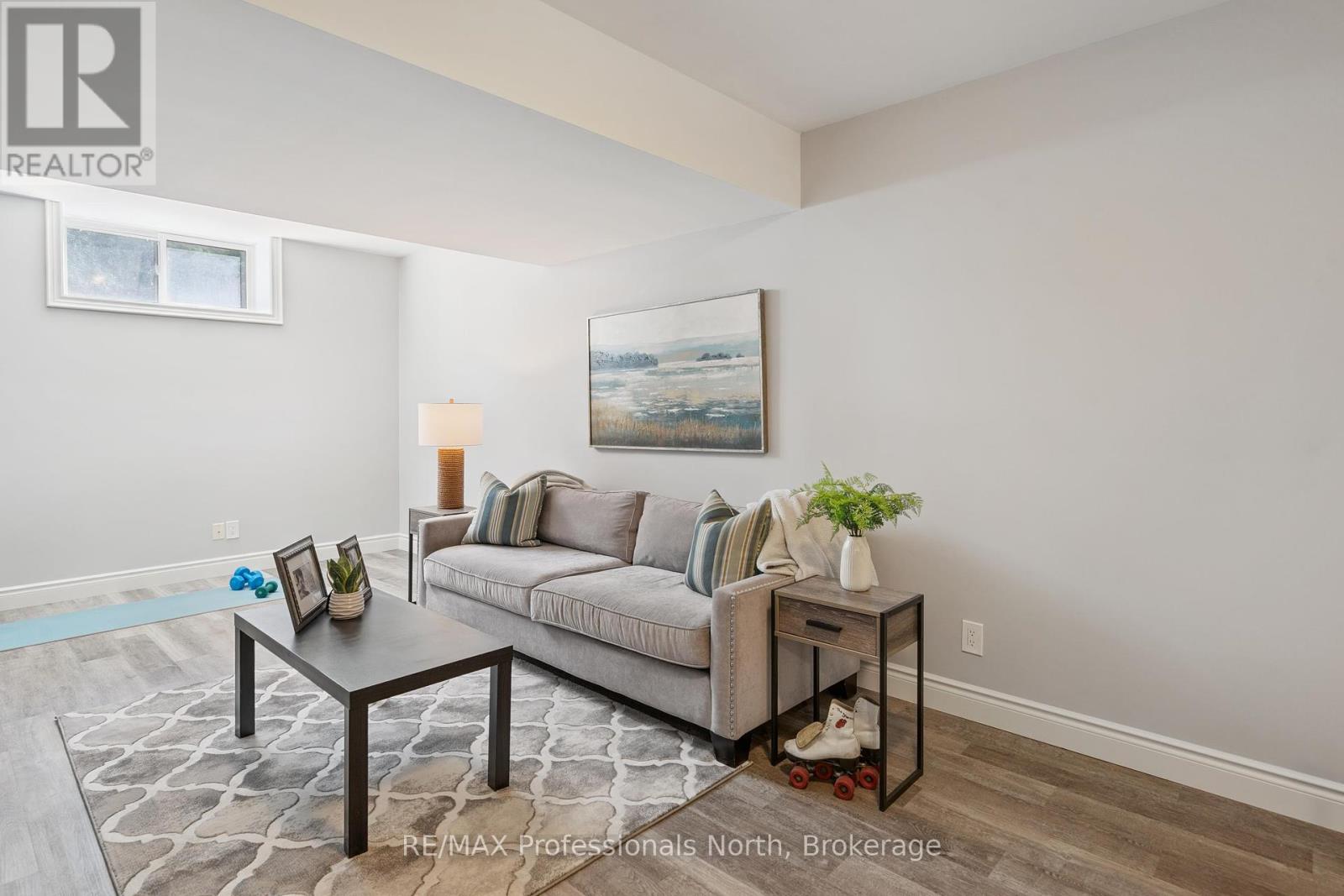 23 Thomas Crescent, Huntsville, Ontario  P1H 2M3 - Photo 40 - X12411335