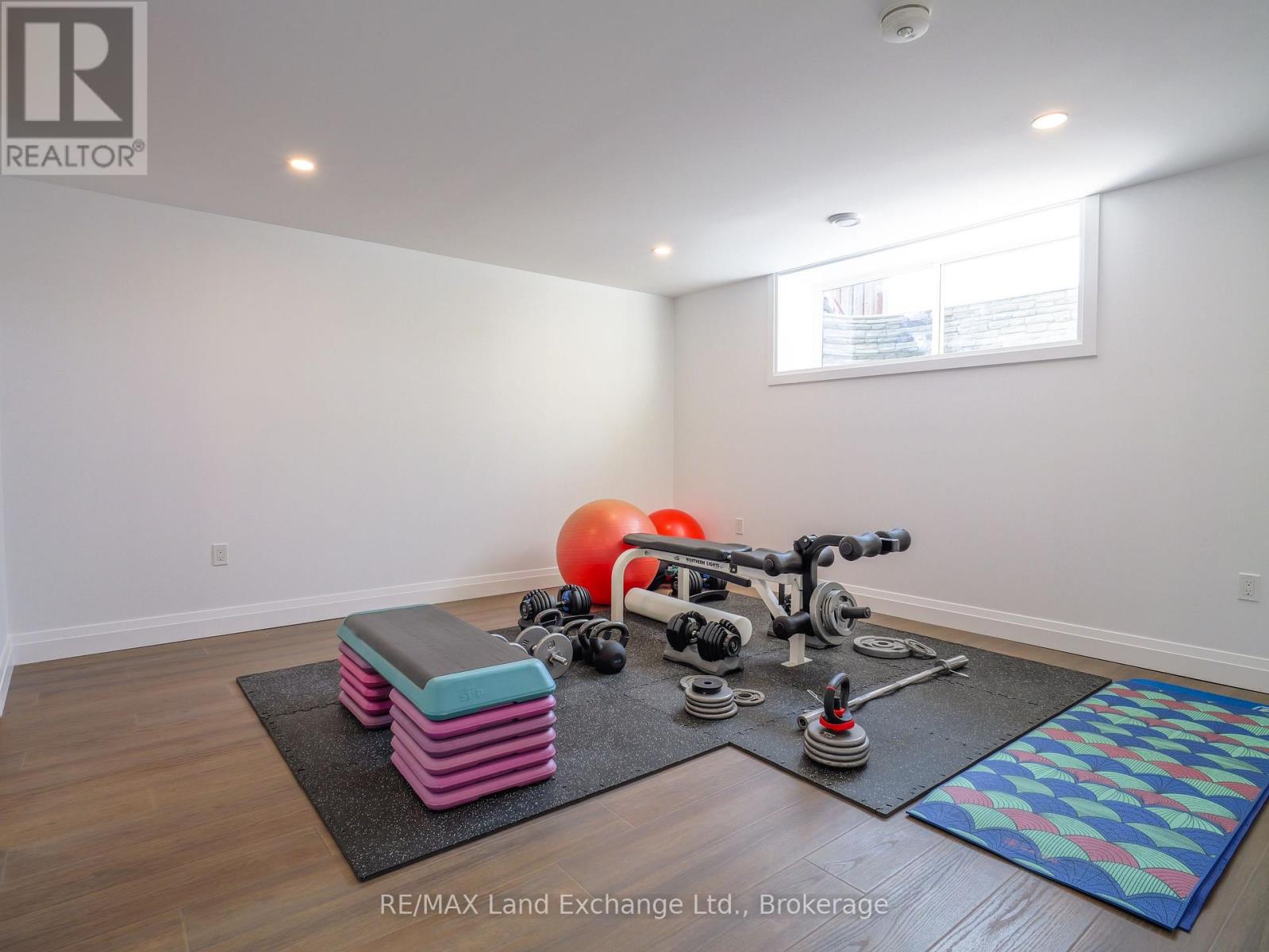 1 - 2 Fairway Lane, Saugeen Shores, Ontario  N0H 2C3 - Photo 32 - X12411342
