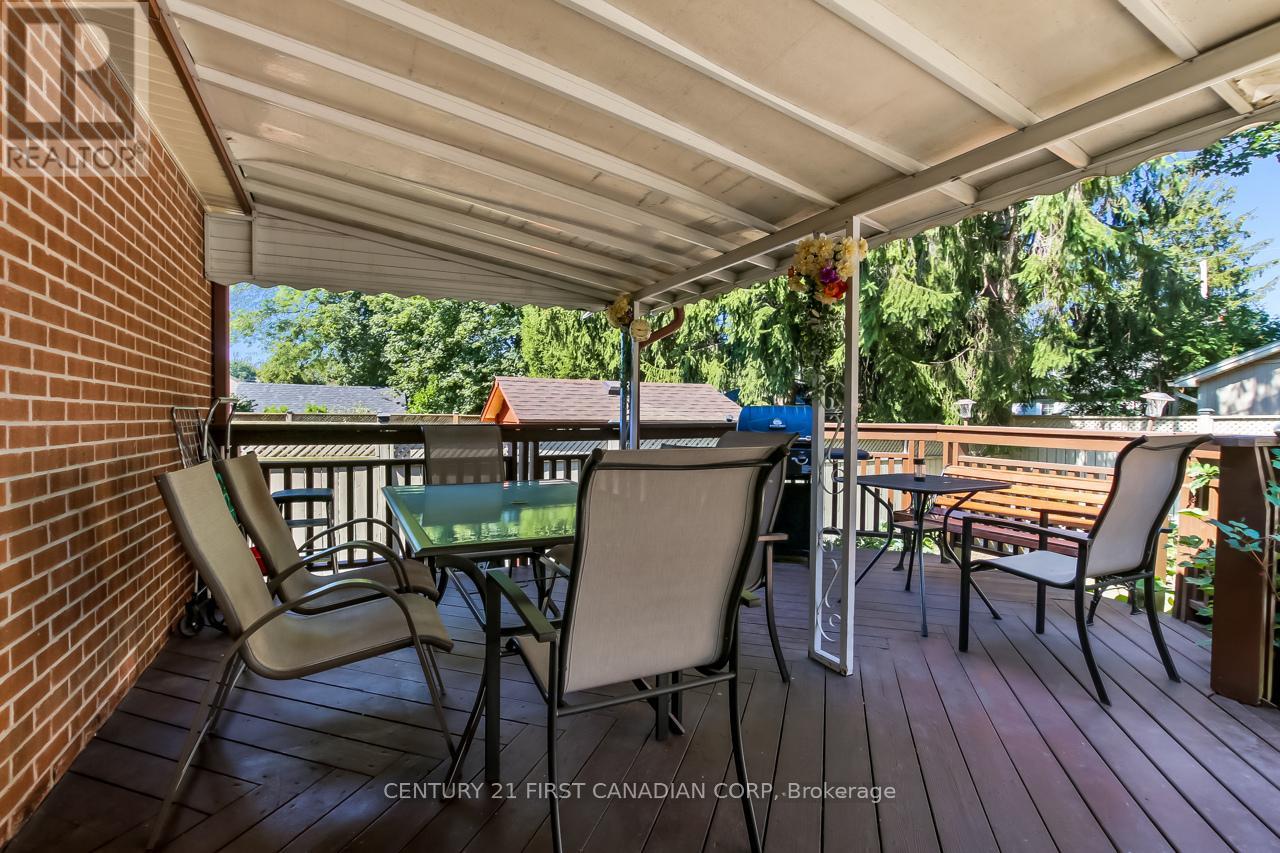 1290 Langmuir Avenue, London East, Ontario  N5W 2G3 - Photo 20 - X12411283