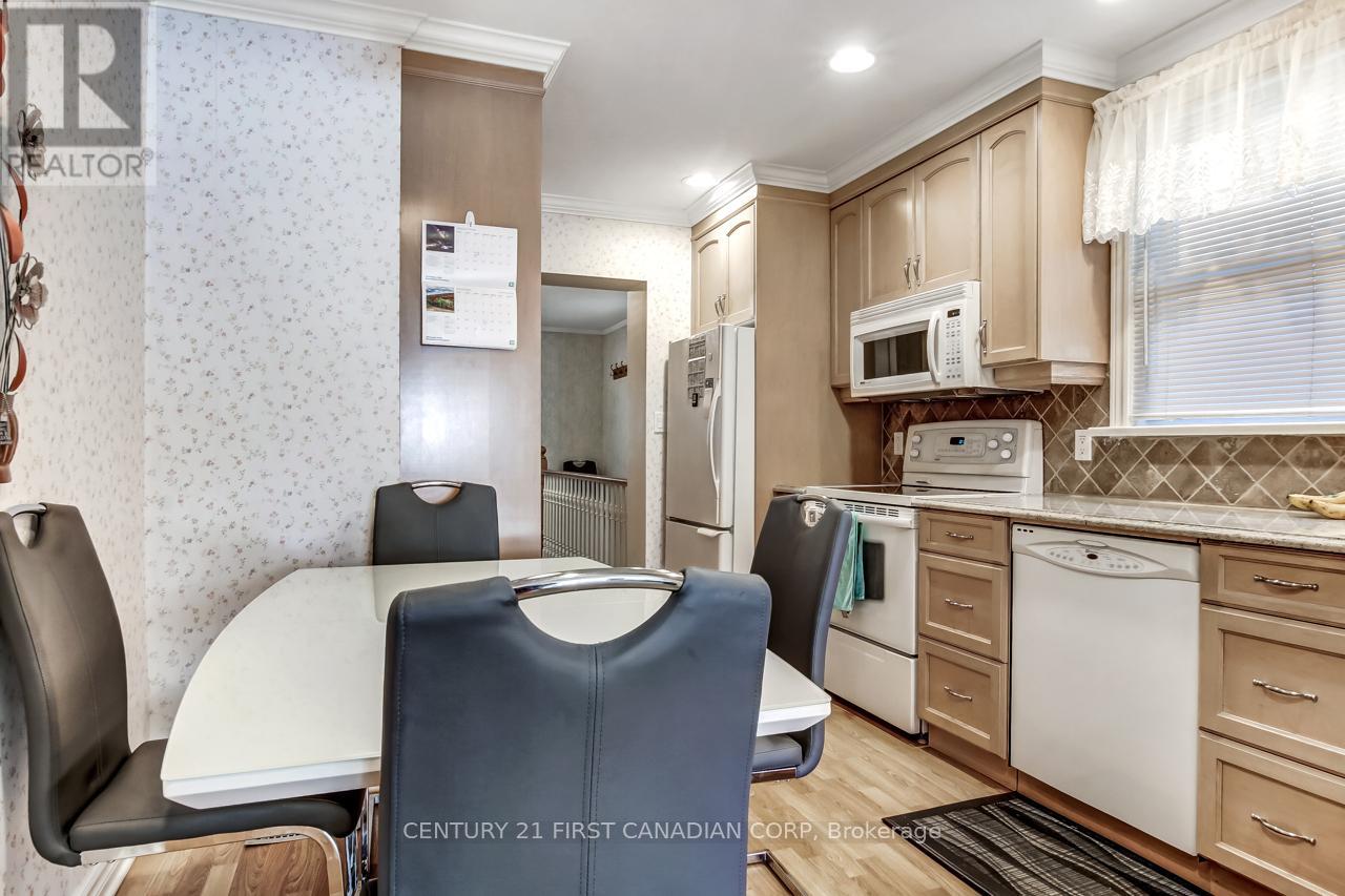 1290 Langmuir Avenue, London East, Ontario  N5W 2G3 - Photo 8 - X12411283
