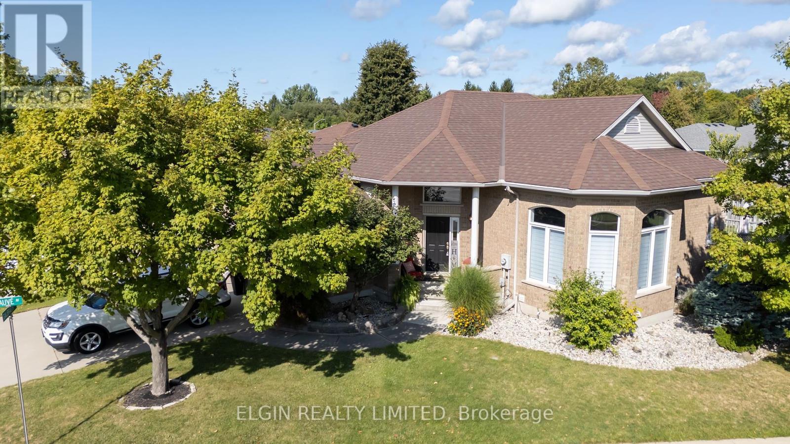 2 Galbraith Court, St. Thomas, Ontario  N5R 6G8 - Photo 16 - X12411290