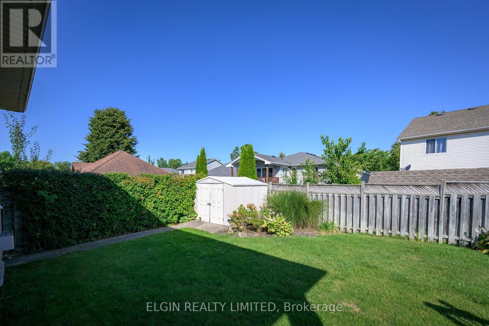 2 Galbraith Court, St. Thomas, Ontario  N5R 6G8 - Photo 22 - X12411290