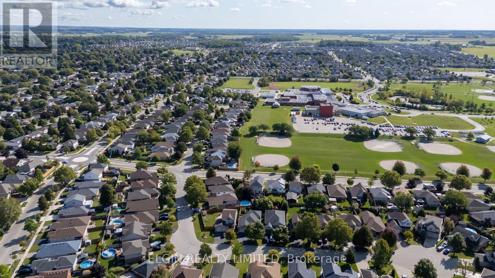 2 Galbraith Court, St. Thomas, Ontario  N5R 6G8 - Photo 7 - X12411290