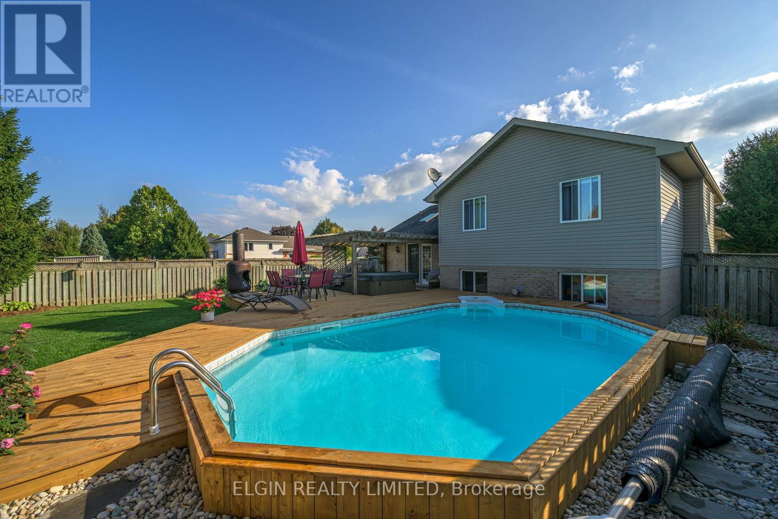 234 Kettle Creek Drive, Central Elgin, Ontario  N0L 1B0 - Photo 11 - X12411293