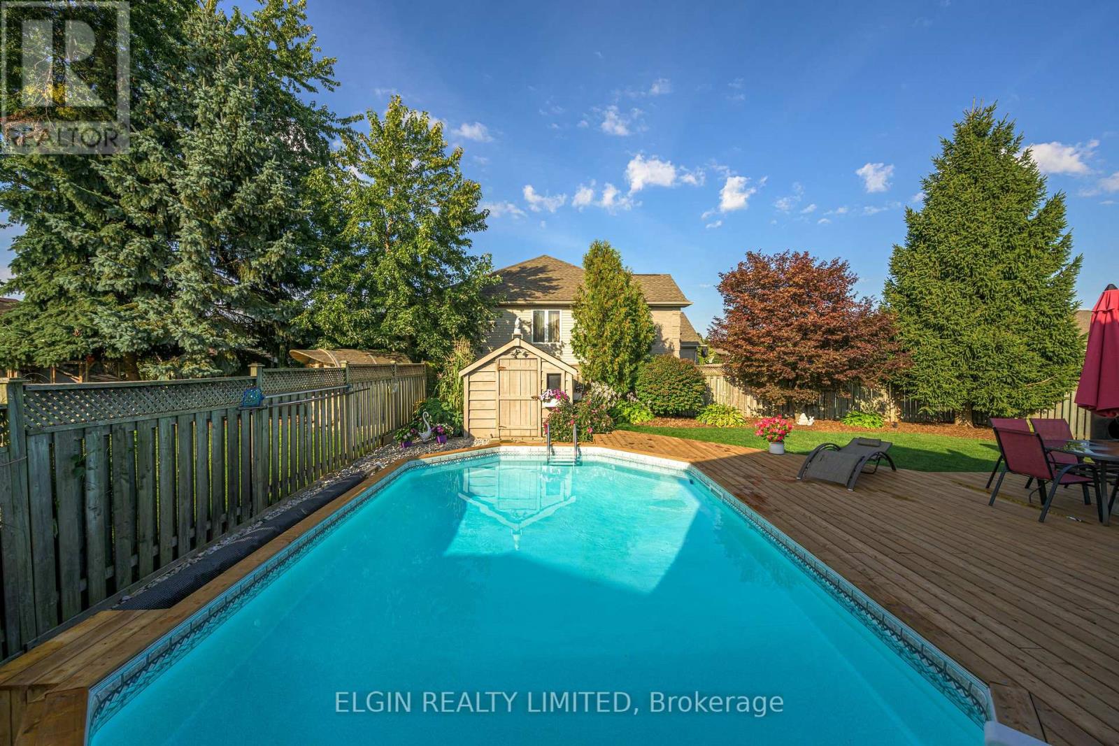 234 Kettle Creek Drive, Central Elgin, Ontario  N0L 1B0 - Photo 12 - X12411293